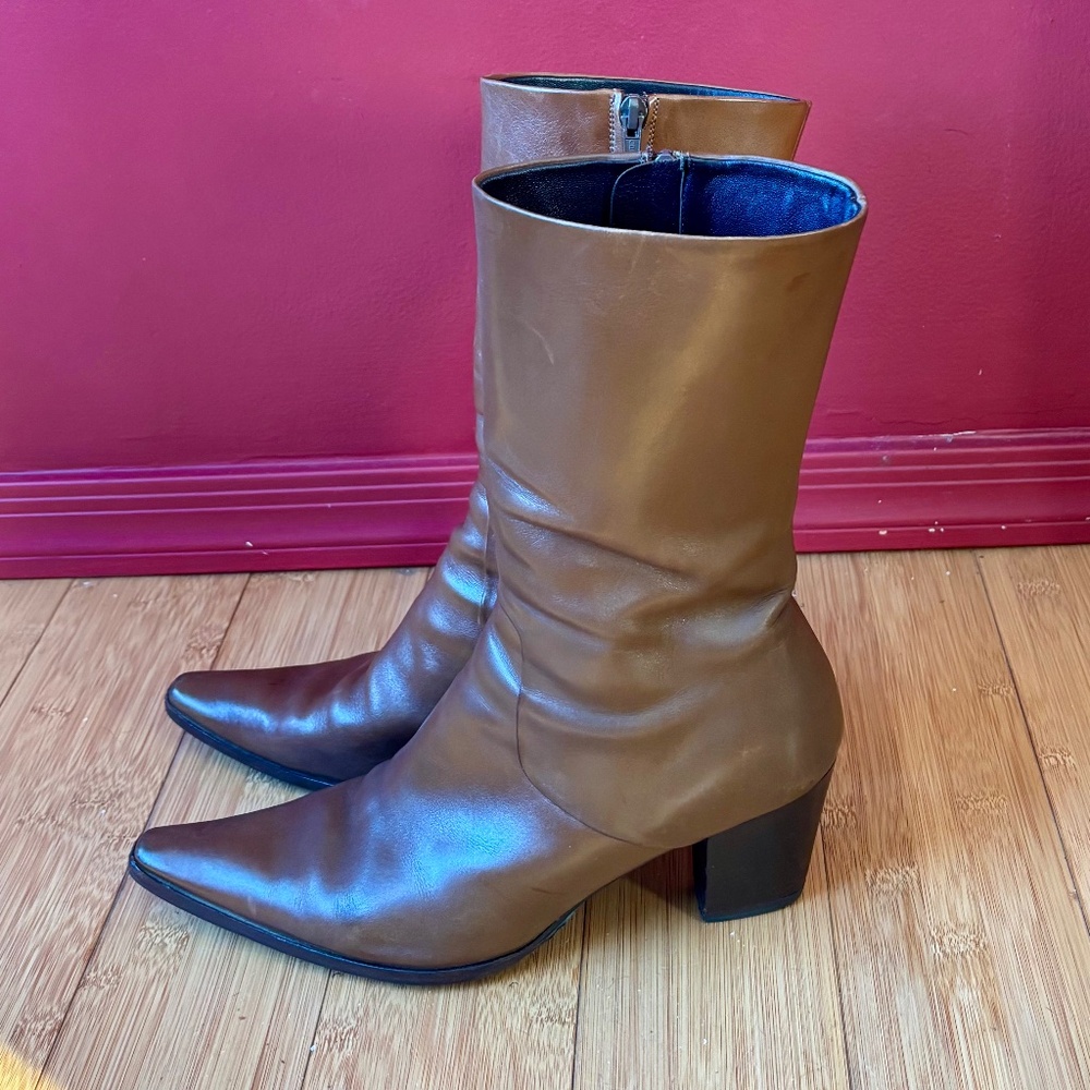 JIL SANDER HEALED BOOT CALF HEIGHT IN CARAMEL SIZE 39